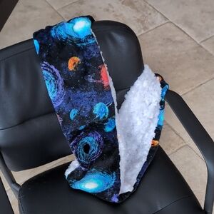 Infinity scarf for the outdoors